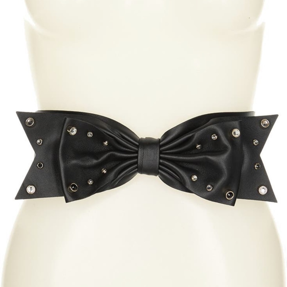🔥🔥RED VALENTINO NWT Large Leather Bow Belt